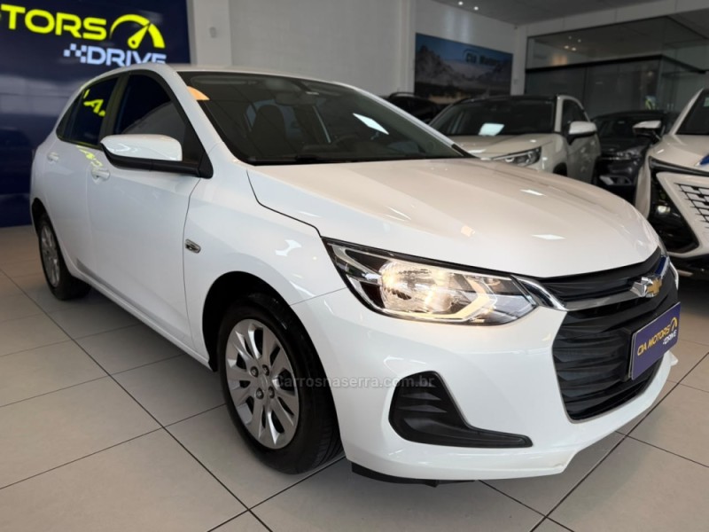 ONIX 1.0 LT 12V FLEX 4P MANUAL - 2023 - SãO LEOPOLDO