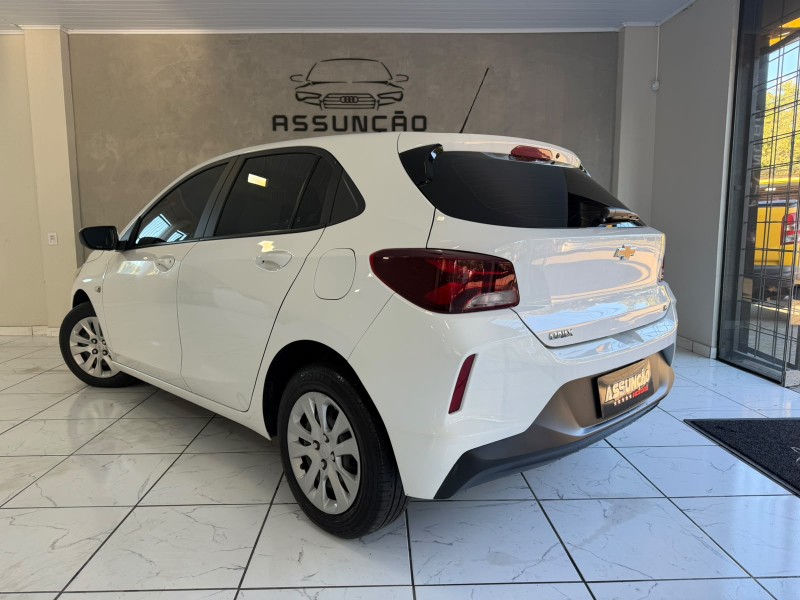 ONIX 1.0 LT 12V FLEX 4P MANUAL - 2023 - CAXIAS DO SUL