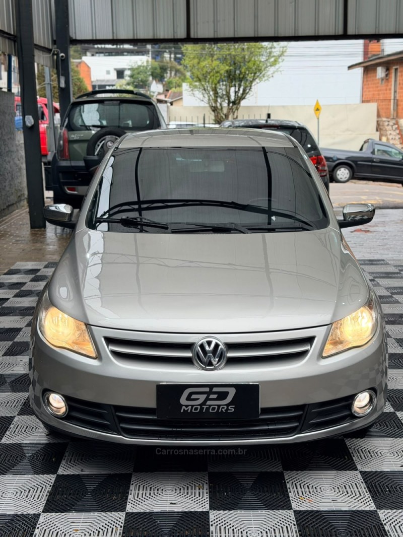 VOYAGE 1.0 MI 8V FLEX 4P MANUAL - 2012 - PASSO FUNDO