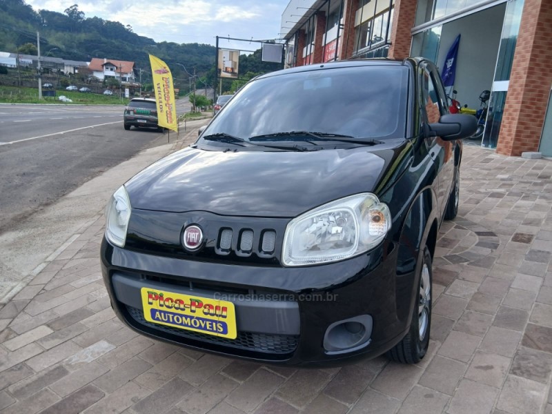 UNO 1.0 EVO VIVACE 8V FLEX 2P MANUAL - 2013 - NOVA PETRóPOLIS