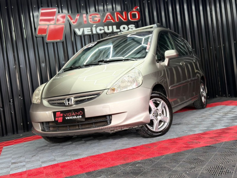 FIT 1.4 LXL 8V GASOLINA 4P AUTOMÁTICO - 2008 - CAXIAS DO SUL
