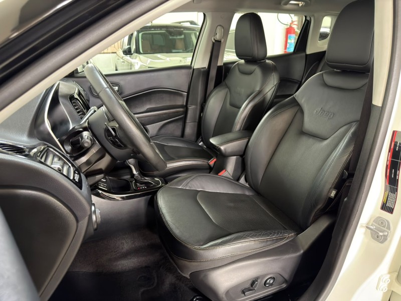 COMPASS 2.0 16V FLEX LIMITED AUTOMÁTICO - 2017 - CAXIAS DO SUL
