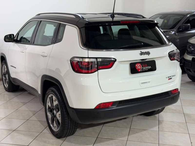 COMPASS 2.0 16V FLEX LIMITED AUTOMÁTICO - 2017 - CAXIAS DO SUL