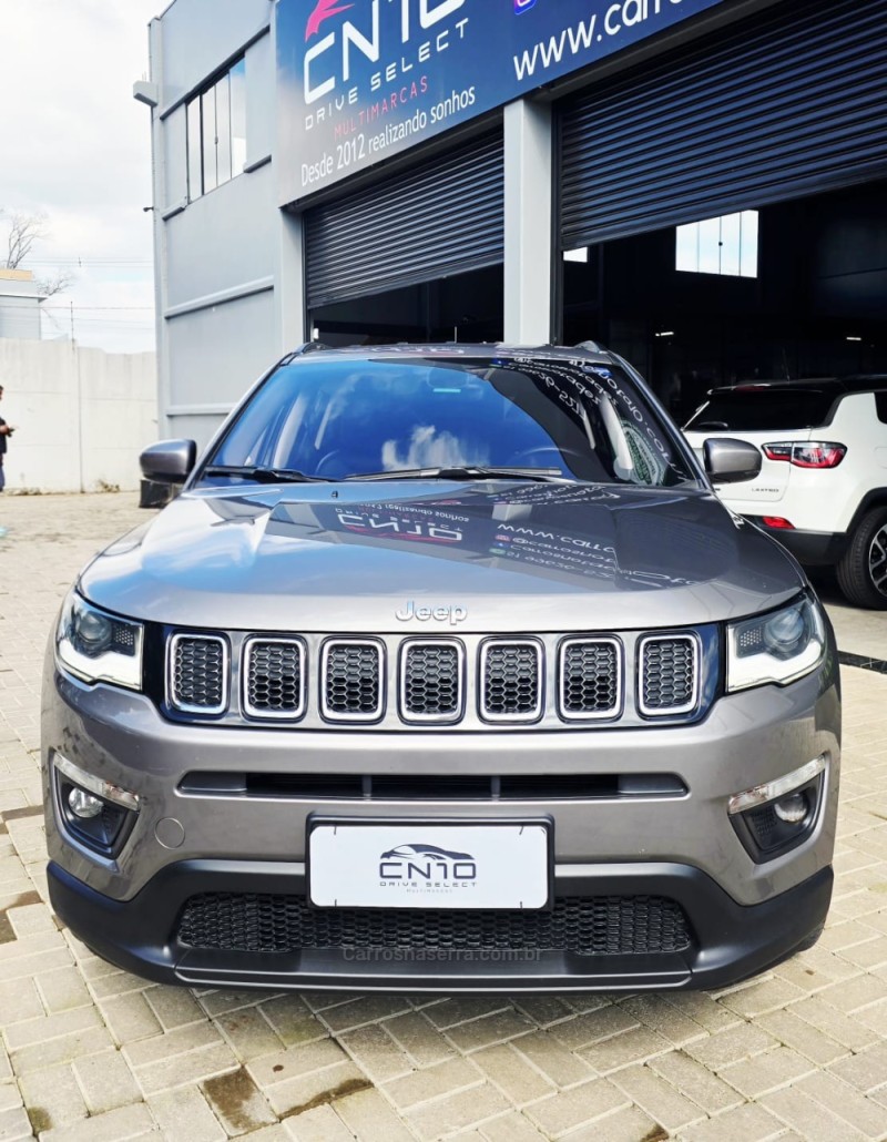 COMPASS 2.0 16V DIESEL LONGITUDE 4X4 AUTOMÁTICO - 2018 - LAJEADO