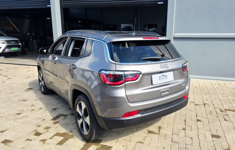 COMPASS 2.0 16V DIESEL LONGITUDE 4X4 AUTOMÁTICO - 2018 - LAJEADO