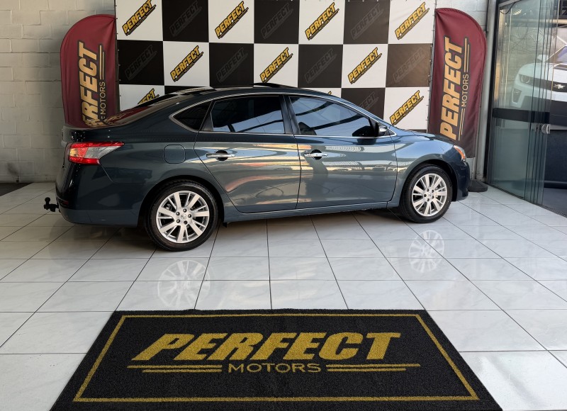SENTRA 2.0 SL 16V FLEX 4P AUTOMÁTICO - 2014 - PORTãO