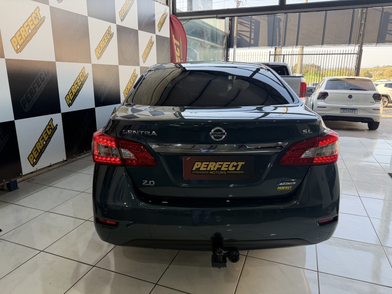 SENTRA 2.0 SL 16V FLEX 4P AUTOMÁTICO - 2014 - PORTãO