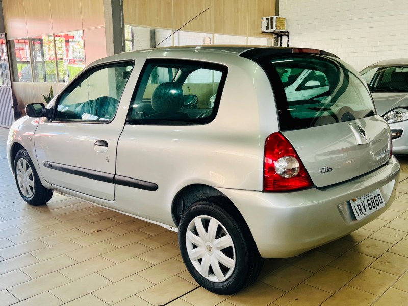 CLIO 1.0 CAMPUS 16V FLEX 2P MANUAL - 2011 - CAXIAS DO SUL