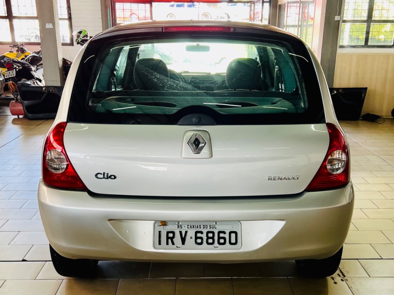 CLIO 1.0 CAMPUS 16V FLEX 2P MANUAL - 2011 - CAXIAS DO SUL