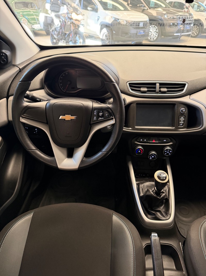 ONIX 1.4 MPFI LT 8V FLEX 4P MANUAL - 2019 - GARIBALDI