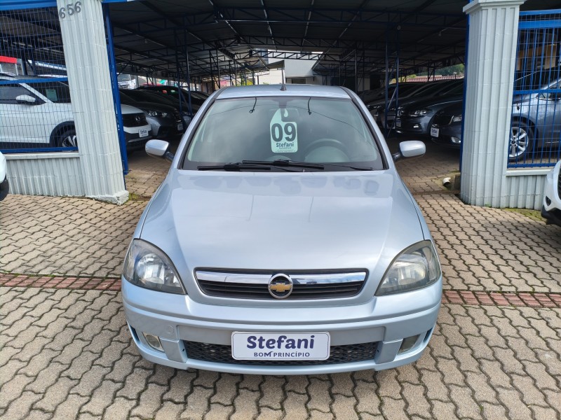 CORSA 1.4 MPFI PREMIUM 8V FLEX 4P MANUAL - 2009 - BOM PRINCíPIO