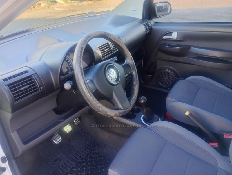 CROSSFOX 1.6 MI FLEX 8V 4P MANUAL - 2006 - FARROUPILHA
