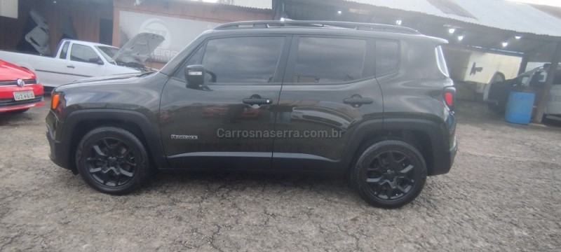 RENEGADE 1.8 16V FLEX 4P MANUAL - 2018 - FARROUPILHA