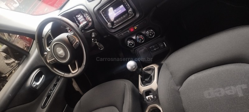 RENEGADE 1.8 16V FLEX 4P MANUAL - 2018 - FARROUPILHA