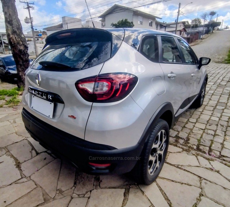 CAPTUR 1.6 LIFE 16V FLEX 4P AUTOMÁTICO - 2019 - CAXIAS DO SUL