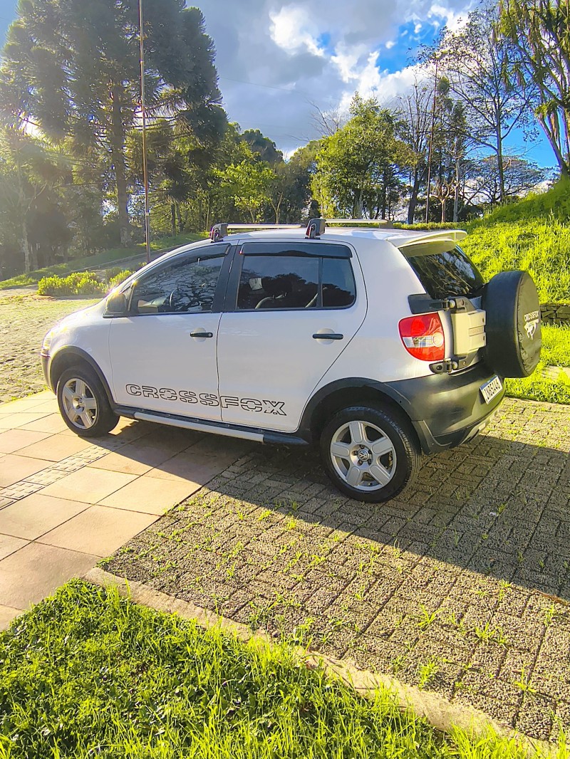 CROSSFOX 1.6 MI FLEX 8V 4P MANUAL - 2006 - FARROUPILHA