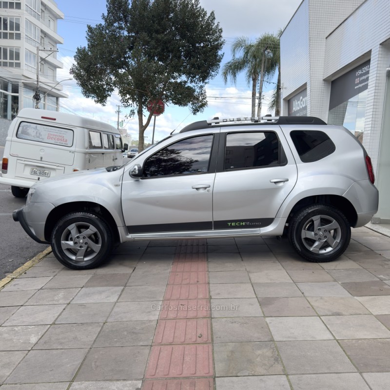 DUSTER 1.6 DYNAMIQUE 4X2 16V FLEX 4P MANUAL - 2014 - FLORES DA CUNHA
