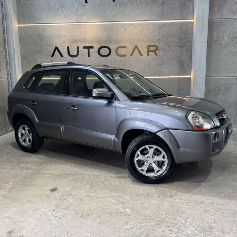 tucson 2.0 mpfi gls 16v 143cv 2wd gasolina 4p automatico 2017 caxias do sul