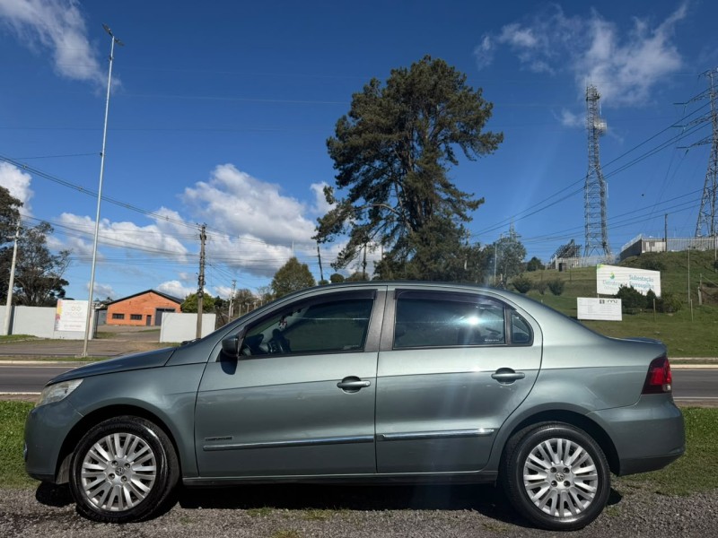 VOYAGE 1.6 MI COMFORTLINE 8V FLEX 4P MANUAL - 2010 - FARROUPILHA