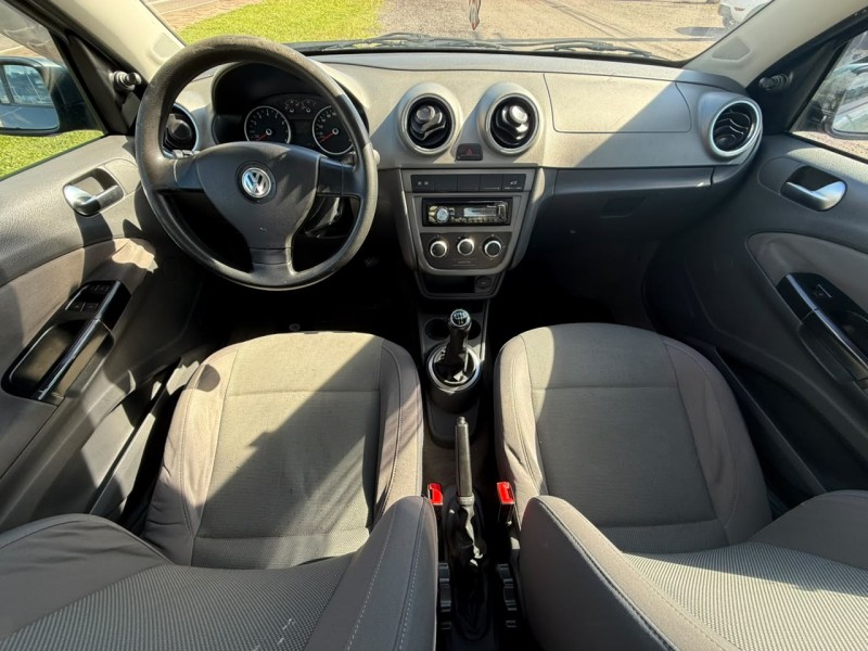 VOYAGE 1.6 MI COMFORTLINE 8V FLEX 4P MANUAL - 2010 - FARROUPILHA