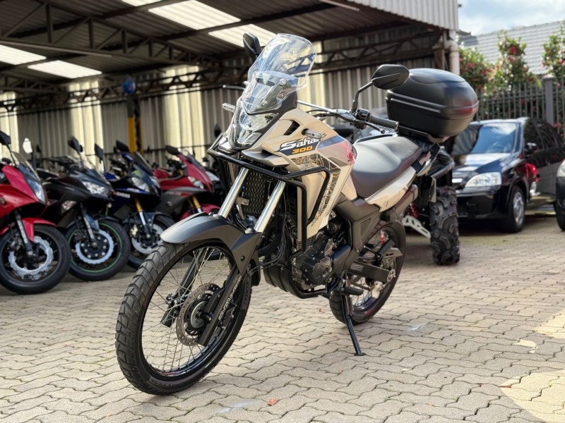 XRE 300 SAHARA ADVENTURE - 2025 - BENTO GONçALVES