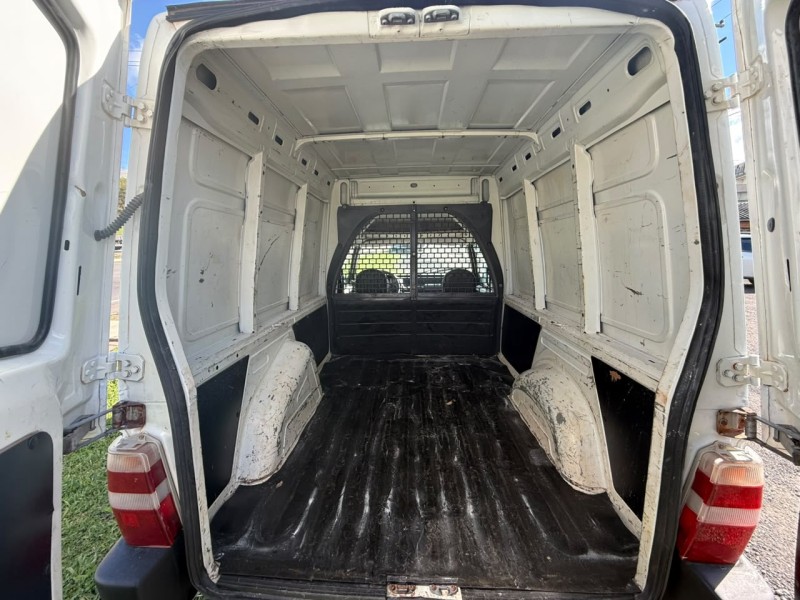 FIORINO 1.3 FURGÃO 8V GASOLINA 2P MANUAL - 2013 - FARROUPILHA