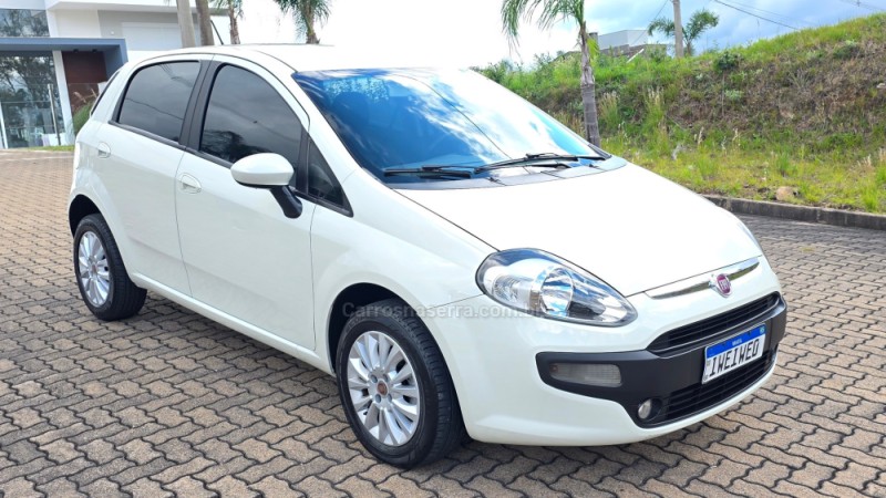 PUNTO 1.4 ATTRACTIVE 8V FLEX 4P MANUAL - 2015 - SãO MARCOS