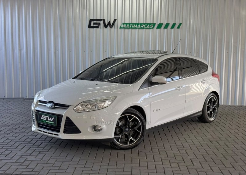 focus 2.0 titanium plus hatch 16v flex 4p auto 2015 caxias do sul
