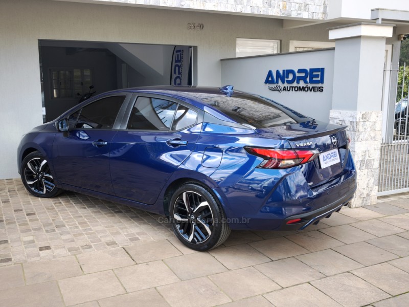 VERSA 1.6 EXCLUSIVE 16V FLEX 4P AUTOMÁTICO - 2024 - SERAFINA CORRêA