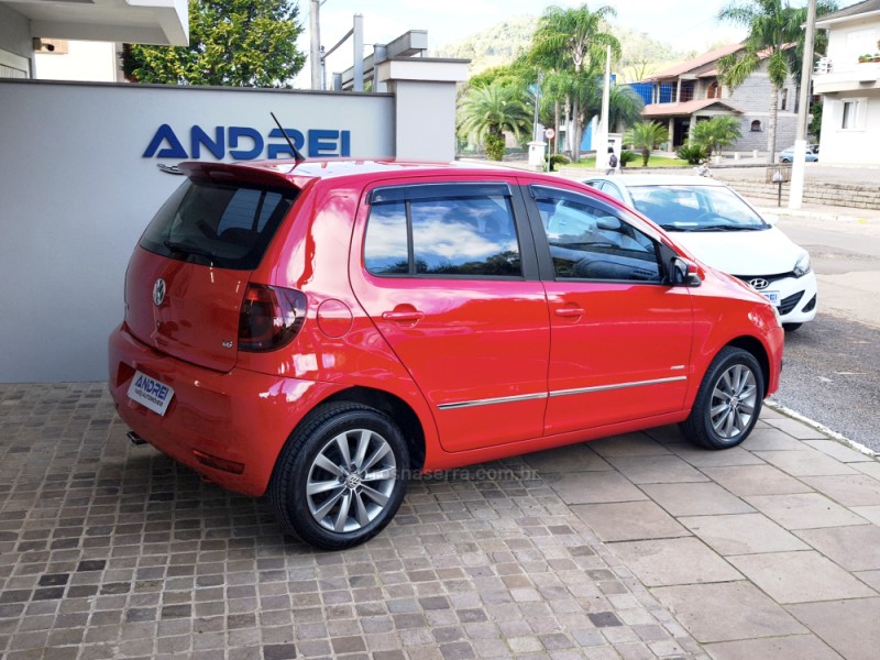 FOX 1.6 MI PRIME 8V FLEX 4P MANUAL - 2011 - SERAFINA CORRêA