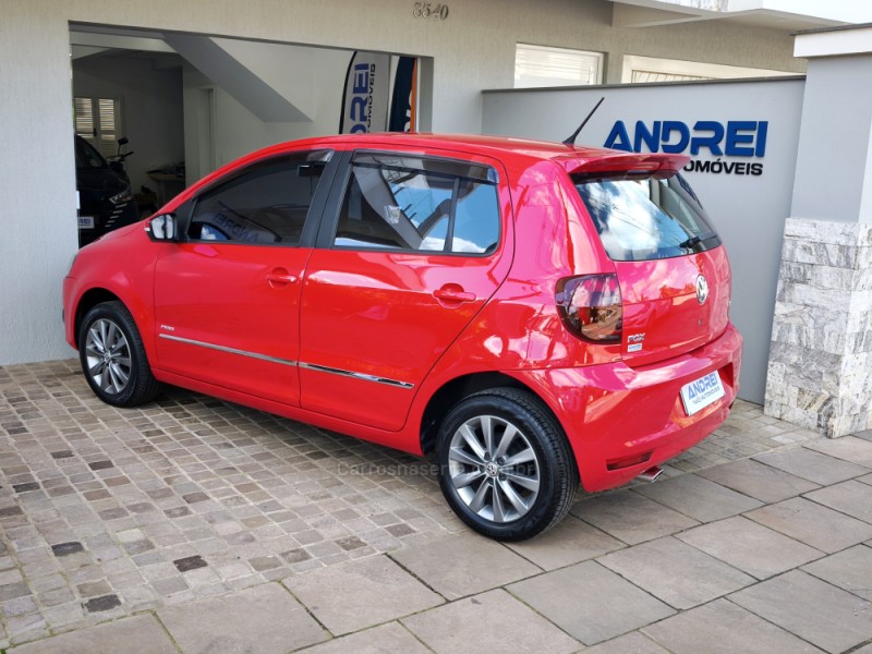 FOX 1.6 MI PRIME 8V FLEX 4P MANUAL - 2011 - SERAFINA CORRêA
