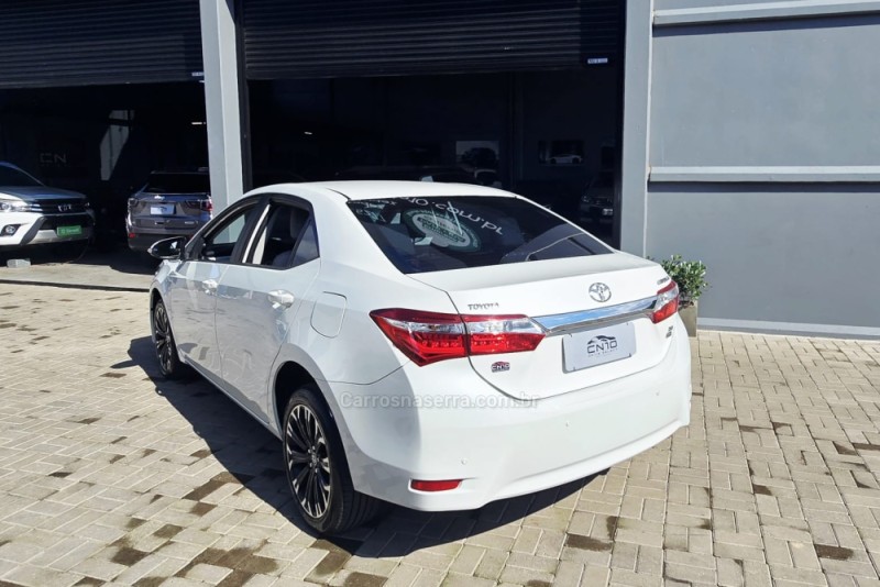 COROLLA 2.0 XEI 16V FLEX 4P AUTOMÁTICO - 2015 - LAJEADO