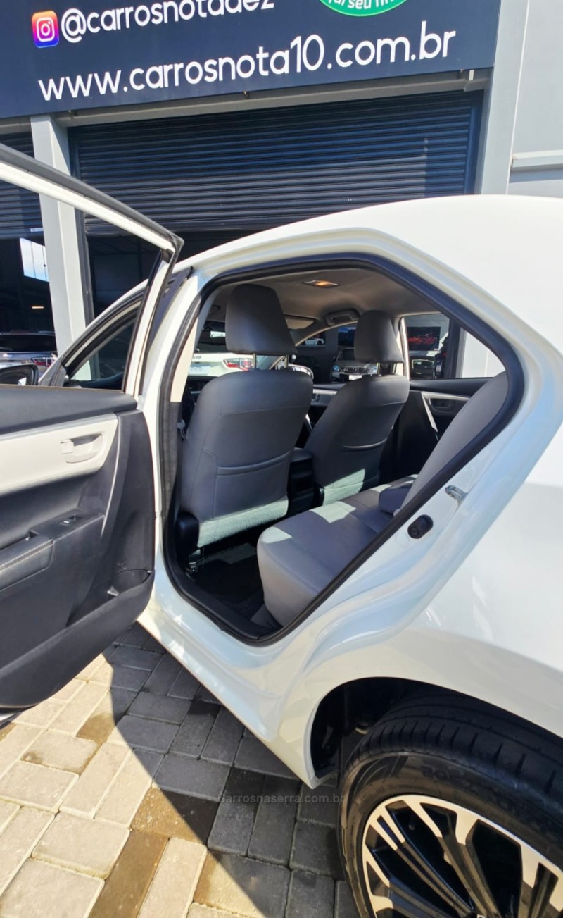 COROLLA 2.0 XEI 16V FLEX 4P AUTOMÁTICO - 2015 - LAJEADO