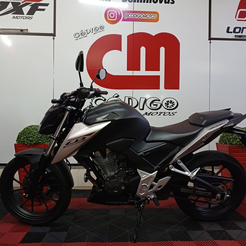 CB 300F TWISTER CBS - 2026 - VERANóPOLIS