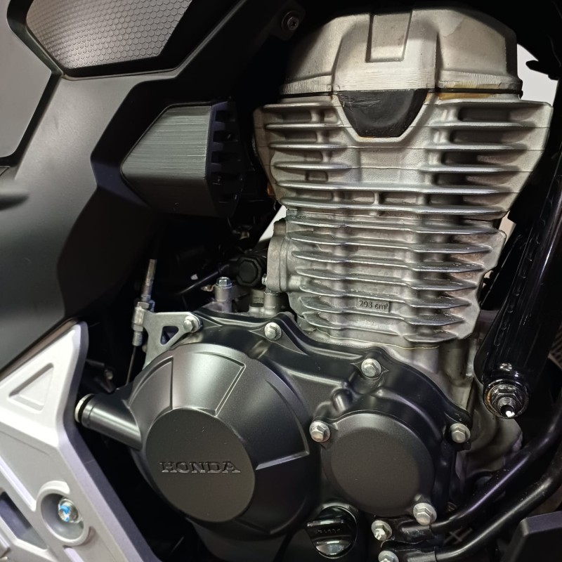 CB 300F TWISTER CBS - 2026 - VERANóPOLIS