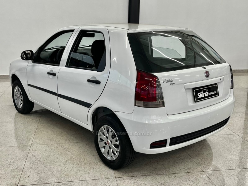 PALIO 1.0 MPI FIRE CELEBRATION 8V FLEX 4P MANUAL - 2016 - VACARIA
