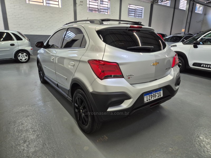 ONIX 1.4 MPFI ACTIV 8V FLEX 4P MANUAL - 2019 - GARIBALDI
