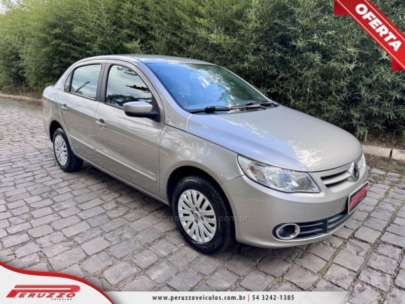 VOYAGE 1.0 MI TRENDLINE 8V FLEX 4P MANUAL - 2010 - NOVA PRATA
