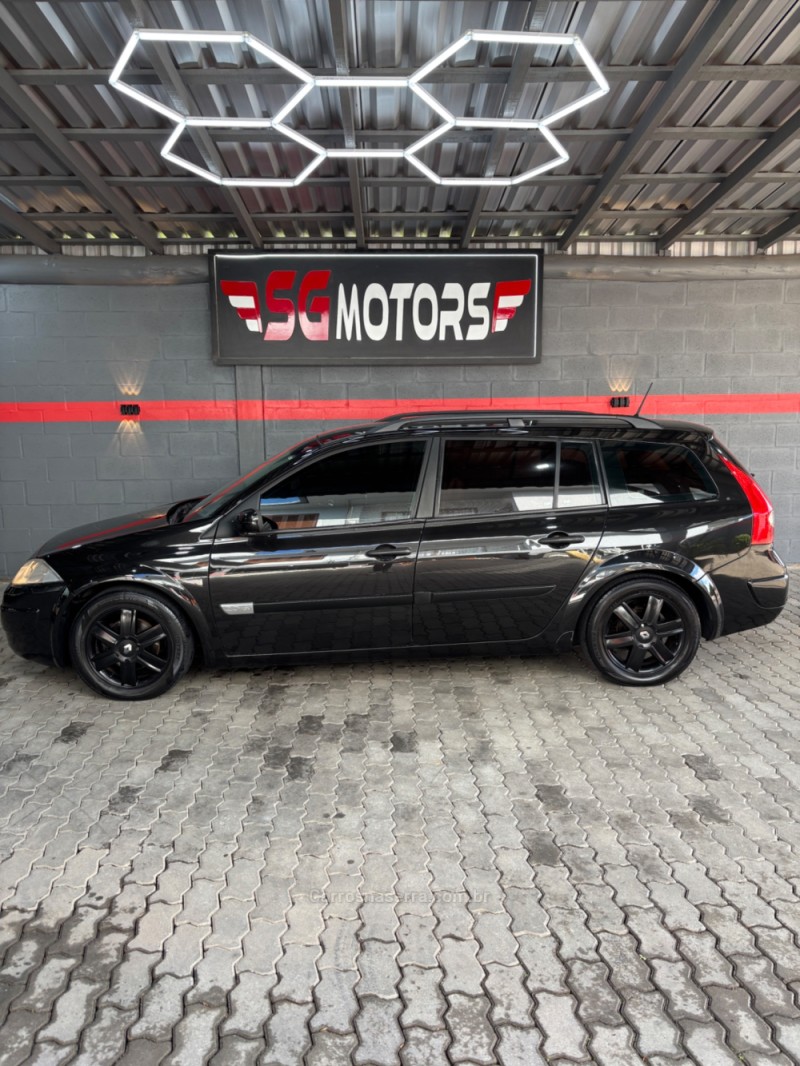 MÉGANE 2.0 DYNAMIQUE SEDAN 16V GASOLINA 4P AUTOMÁTICO - 2009 - HARMONIA