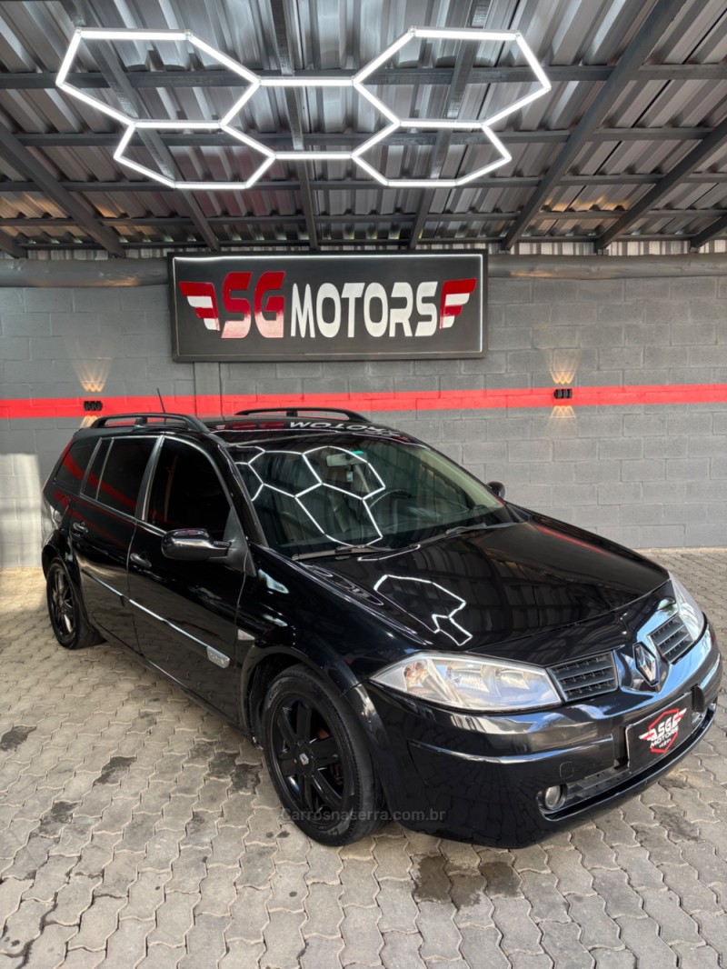 MÉGANE 2.0 DYNAMIQUE SEDAN 16V GASOLINA 4P AUTOMÁTICO