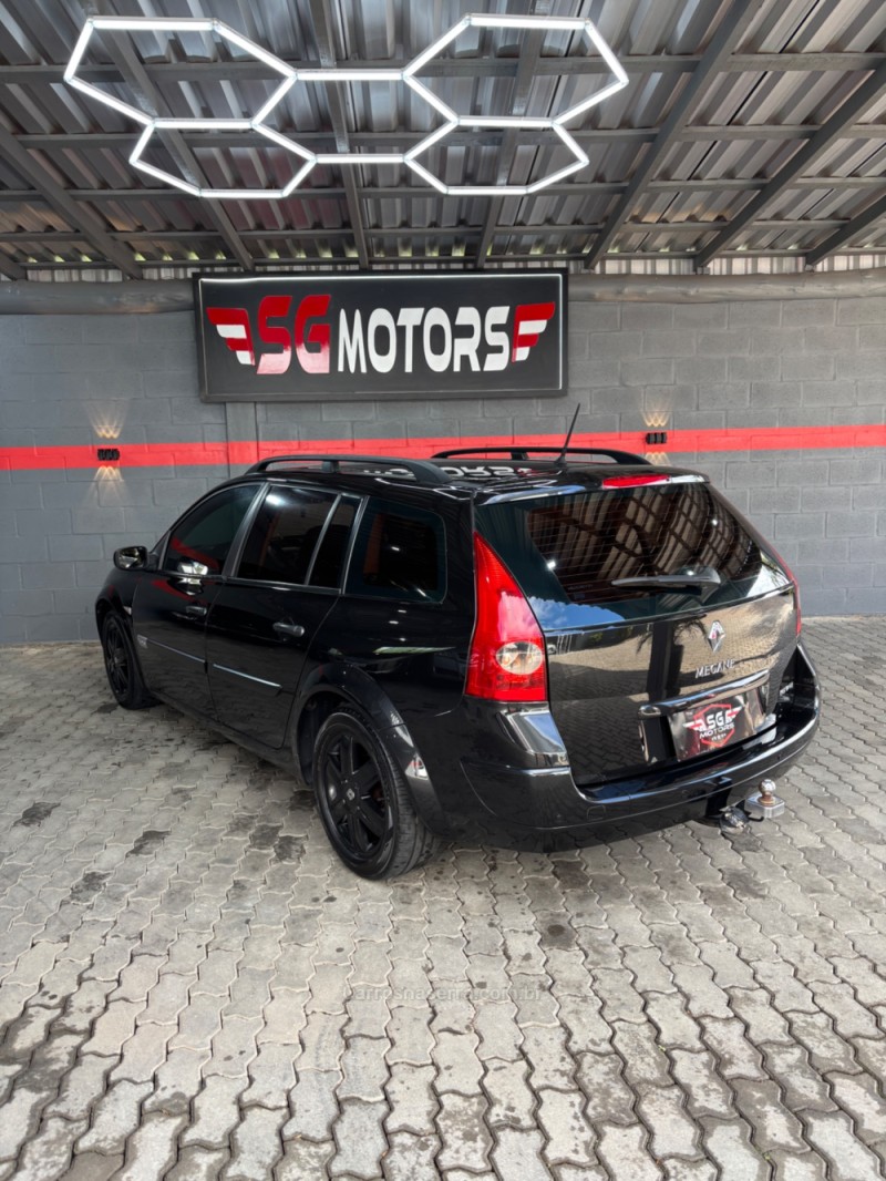 MÉGANE 2.0 DYNAMIQUE SEDAN 16V GASOLINA 4P AUTOMÁTICO - 2009 - HARMONIA
