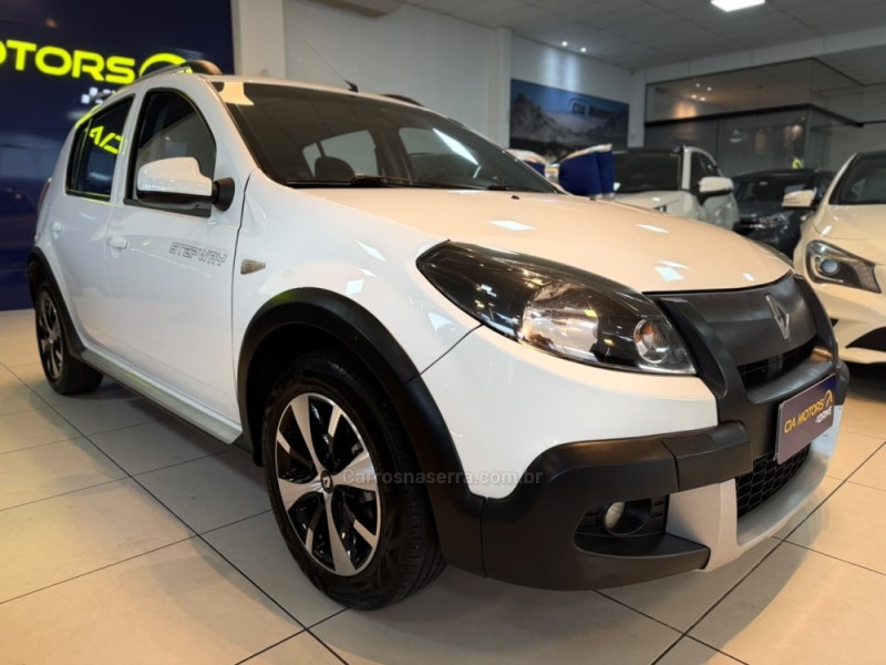 SANDERO 1.6 STEPWAY 16V FLEX 4P MANUAL - 2014 - SãO LEOPOLDO