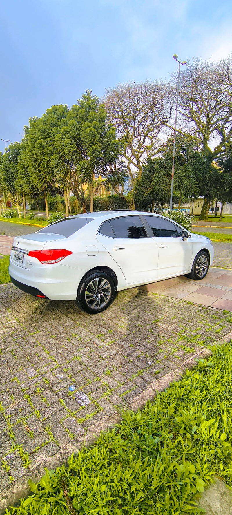 C4 LOUNGE 1.6 EXCLUSIVE 16V TURBO FLEX 4P AUTOMÁTICO - 2018 - FARROUPILHA