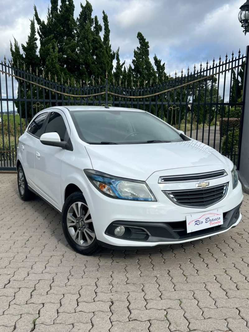 ONIX 1.4 MPFI LTZ 8V FLEX 4P MANUAL - 2014 - CAXIAS DO SUL