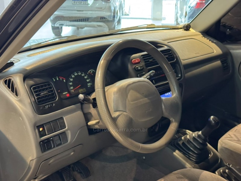 TRACKER 2.0 4X4 16V GASOLINA 4P MANUAL - 2008 - CAXIAS DO SUL