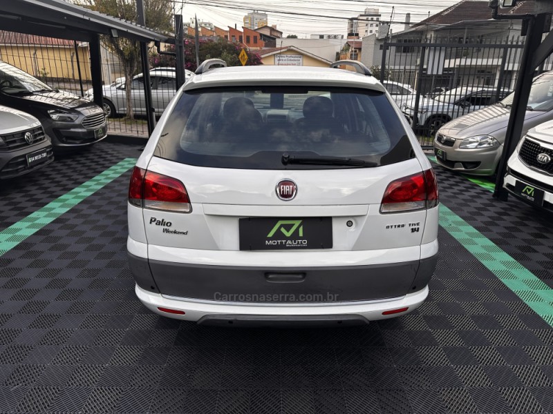 PALIO 1.4 MPI ATTRACTIVE WEEKEND 8V FLEX 4P MANUAL - 2011 - CAXIAS DO SUL