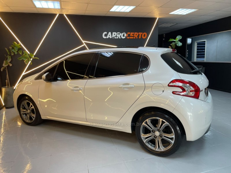 208 1.6 GRIFFE 16V FLEX 4P AUTOMÁTICO - 2014 - NOVO HAMBURGO