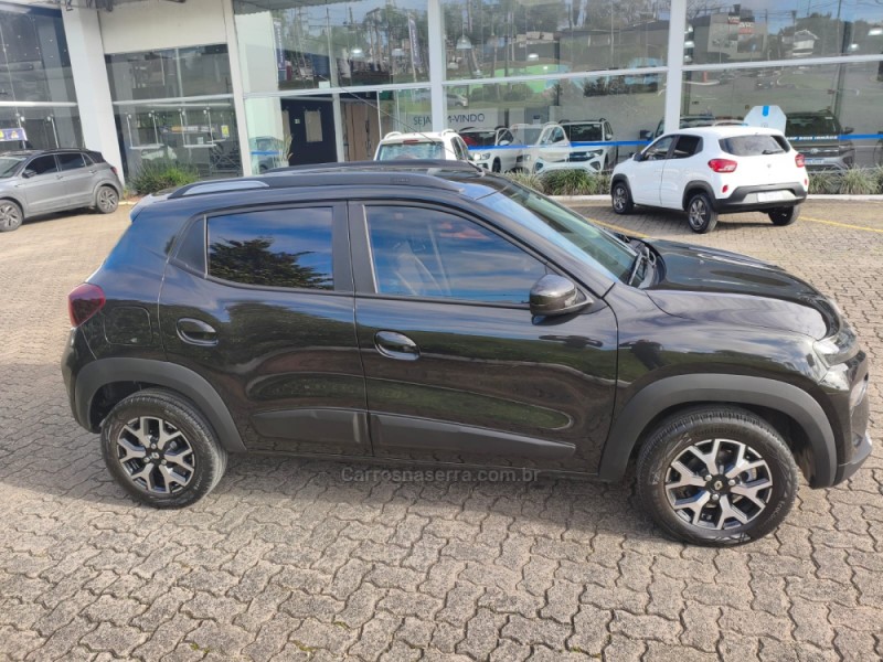 KWID 1.0 12V OUTSIDER FLEX 4P MANUAL - 2024 - NOVA PETRóPOLIS