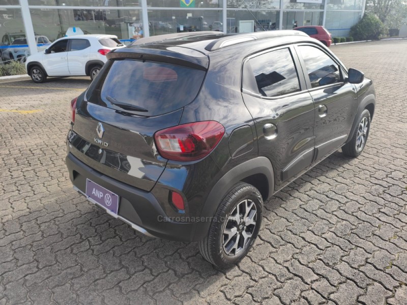KWID 1.0 12V OUTSIDER FLEX 4P MANUAL - 2024 - NOVA PETRóPOLIS