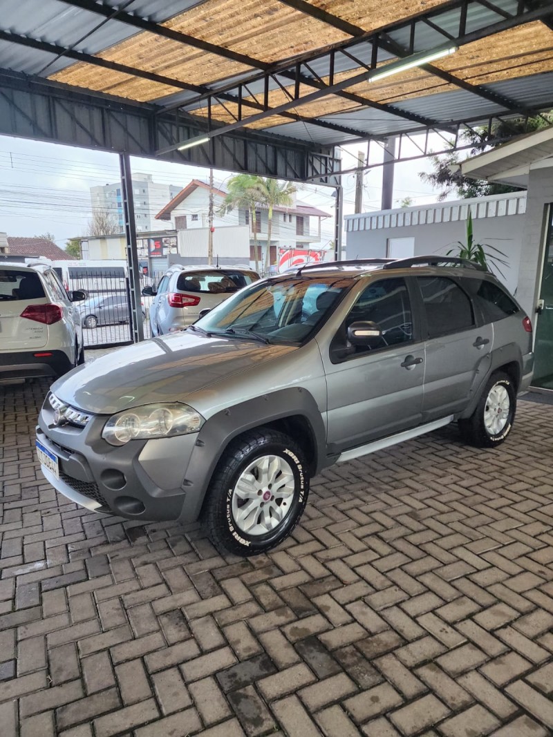 PALIO 1.8 MPI ADVENTURE WEEKEND 16V FLEX 4P MANUAL - 2013 - CAXIAS DO SUL